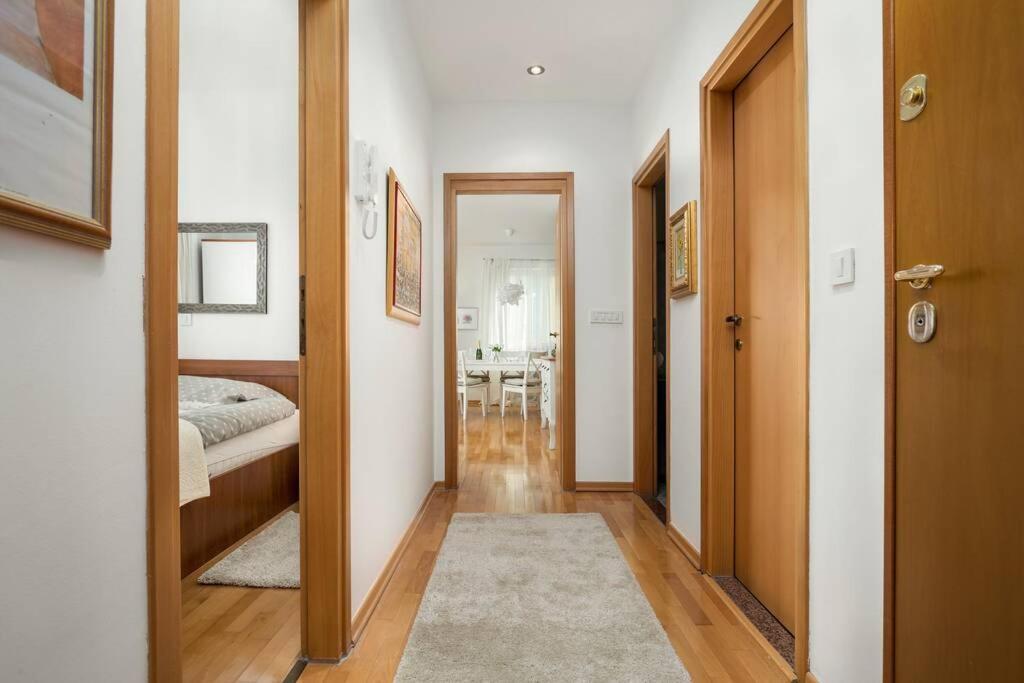 شقة Duplex + Garage روفينج المظهر الخارجي الصورة